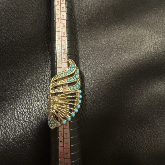 Vintage Jewelry - Gold and Turquoise toned ring size enclosed
